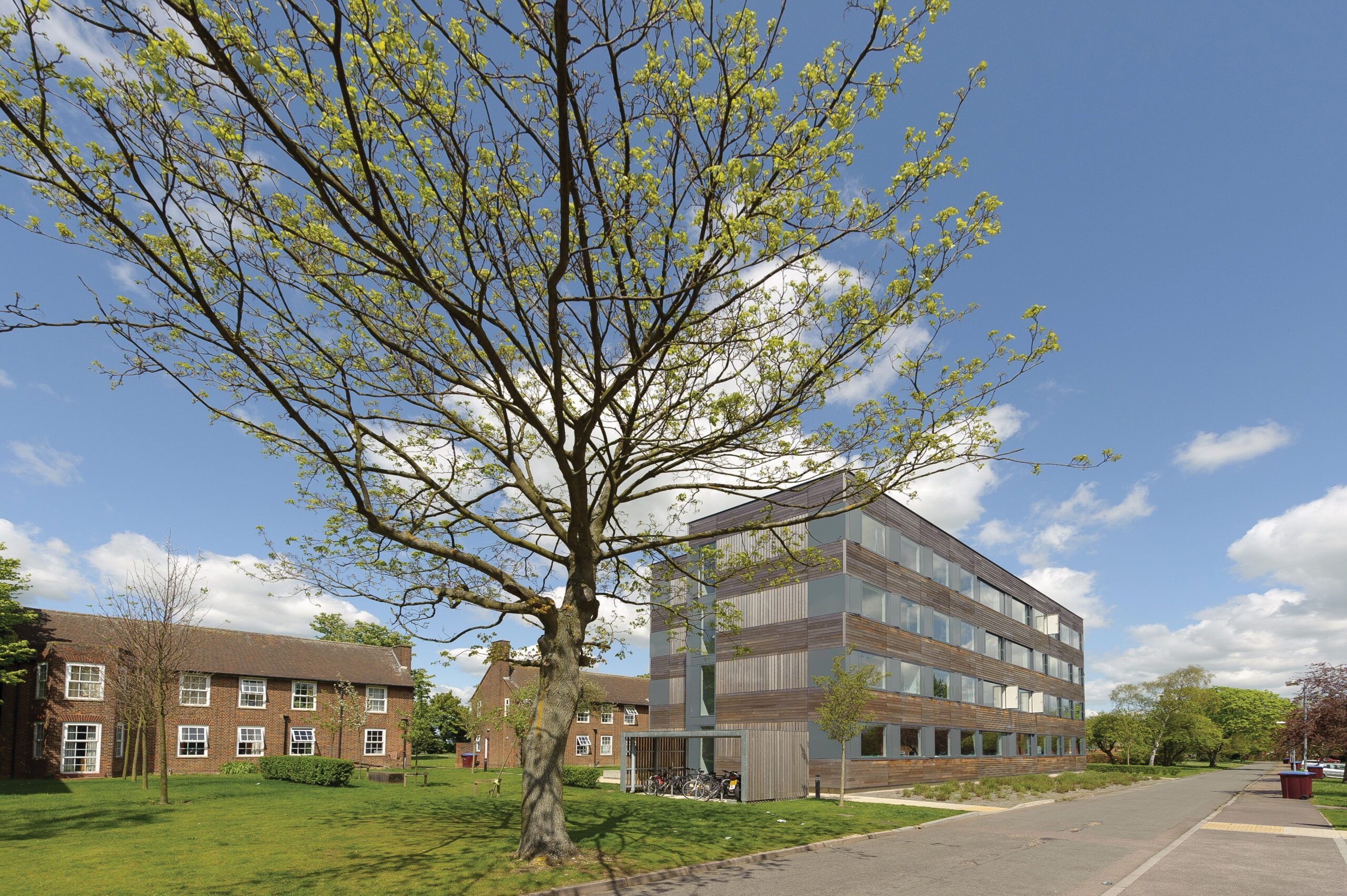 Кампус Cranfield University