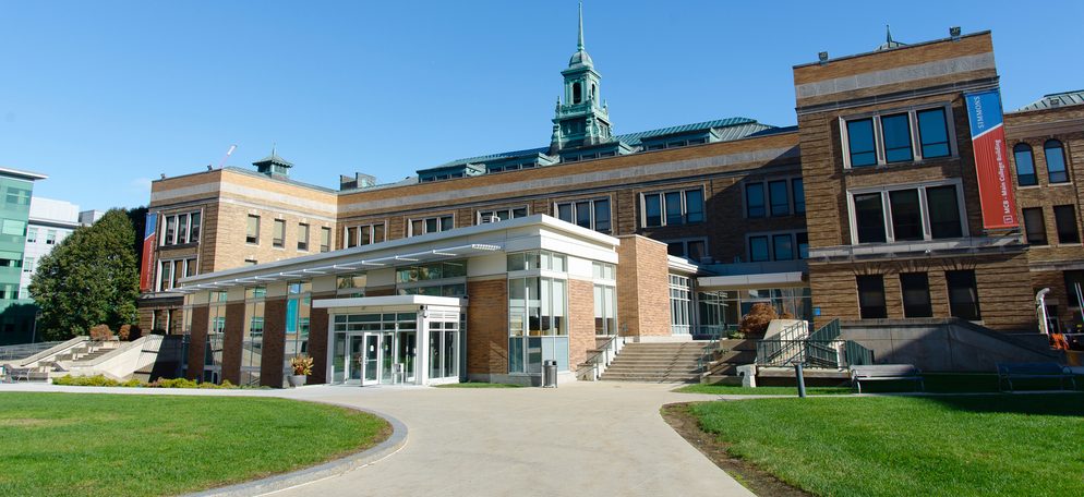 Кампус Simmons University